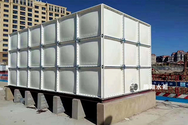 玻璃鋼10.jpg 玻璃鋼10.jpg